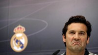 Solari kemudian mengisi tempat Lopetegui sebagai caretaker. Awalnya, Madrid tampak menjanjikan setelah memenangi empat pertandingan beruntun, sehingga Solari memperoleh pekerjaan sebagai pelatih tetap dengan ikatan kontrak sampai 2021. Namun, kekalahan memalukan Madrid di kandang Eibar, memunculkan spekulasi bahwa Solari bisa saja dicopot di akhir musim. Foto: Susana Vera/Reuters