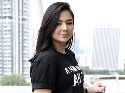 Vakum Tiga Tahun, Ini Penampilan Baru Eriska Rein