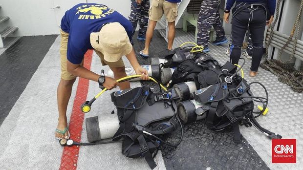 Sinyal Black Box Lion Air Terdeteksi, Tim Penyelam Cek Lokasi