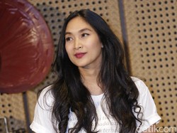 Happy Salma Tak Mau Egois Miliki Nyai Ontosoroh