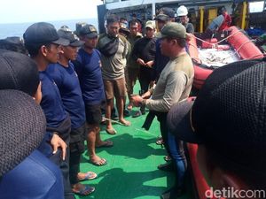 Sinyal Black Box Ditemukan, Tim Penyelam Merapat ke KR Baruna Jaya
