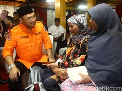 Video: Gubernur Babel ke RS Polri Temui Keluarga Korban Lion Air