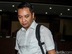 Eks Anggota DPR Fayakhun Ajukan PK Kasus Suap Proyek di Bakamla Eks Anggota DPR Fayakhun Ajukan PK Kasus Suap Proyek di Bakamla