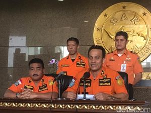 Tim SAR Masih Cek Deteksi Obyek Diperkirakan Bodi Lion Air Tim SAR Masih Cek Deteksi Obyek Diperkirakan Bodi Lion Air