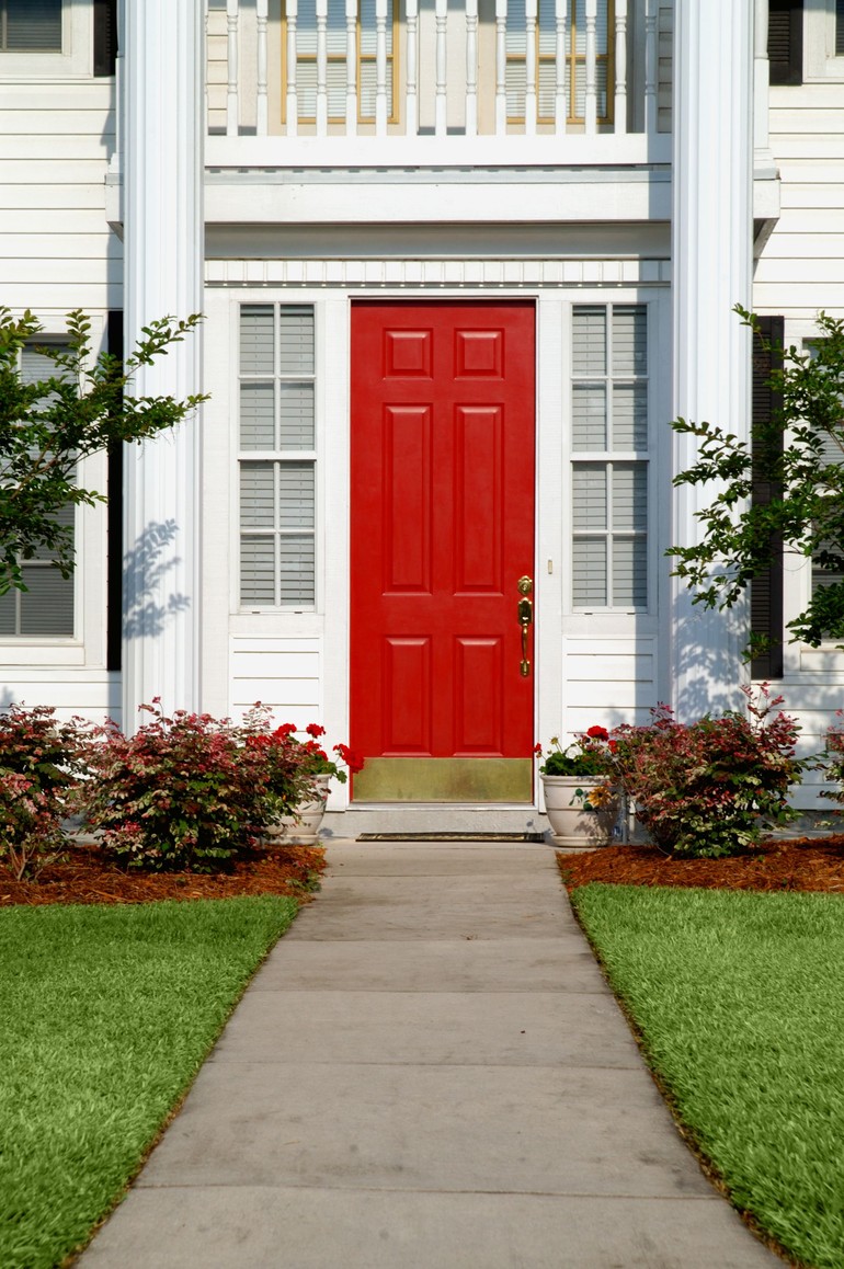 Pilihan Warna Pintu Depan Rumah Yang Bisa Menggambarkan Kepribadianmu