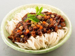 Seram! Di Restoran Vegetarian Ini, Pengunjung Temukan Potongan Daging Manusia