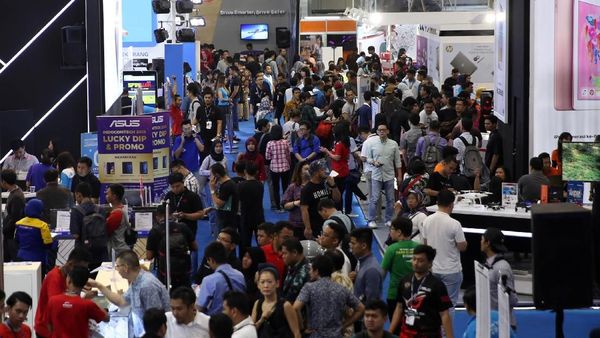 Yuk Lihat Ramainya Indocomtech 2018