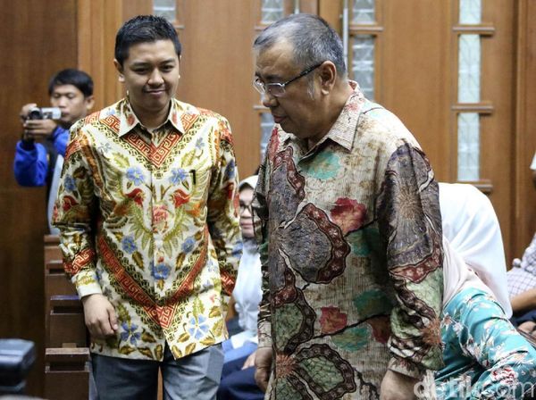Kasus Korupsi, Bapak dan Anak Dihukum 5,5 Tahun Penjara