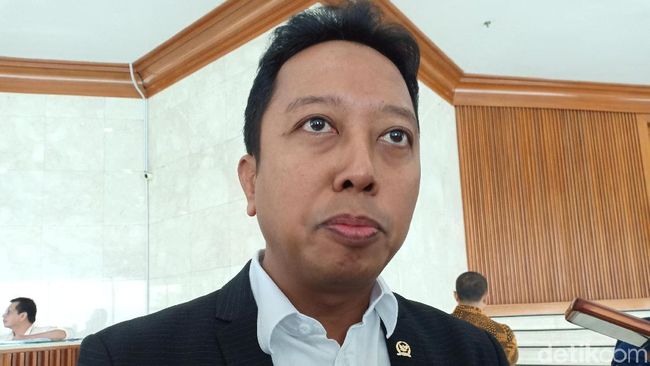 Berita Fakta-fakta Mengejutkan Romahurmuziy Ditangkap KPK Senin 20 Mei 2019 Berita Fakta-fakta Mengejutkan Romahurmuziy Ditangkap KPK Senin 20 Mei 2019