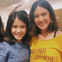 Ashira Zamita dan Dian Sastrowardoyo