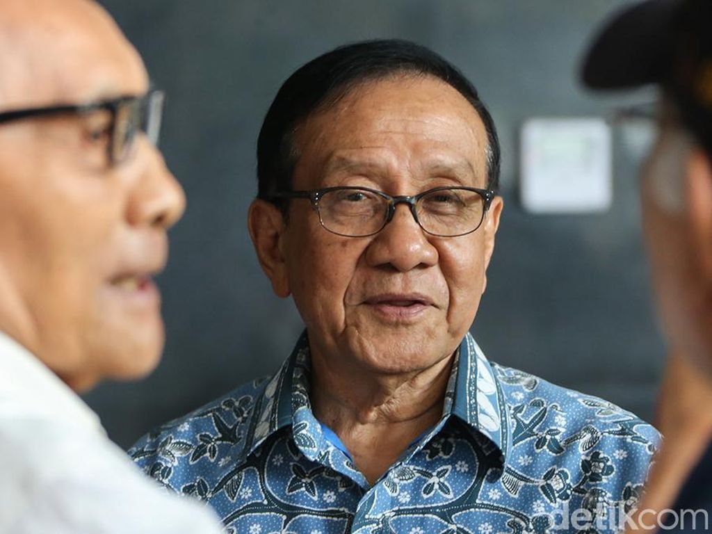 Akbar Tandjung: Jokowi Berhasil Pimpin RI, Semoga Lanjut Akbar Tandjung: Jokowi Berhasil Pimpin RI, Semoga Lanjut