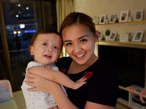 Alasan Joanna Alexandra Terbuka Ceritakan Penyakit Langka Anaknya