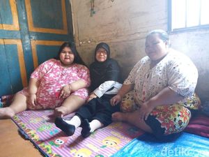 Tentang Selvia, Gadis Lamongan Berbobot 179 Kg yang Mulai Membuka Diri