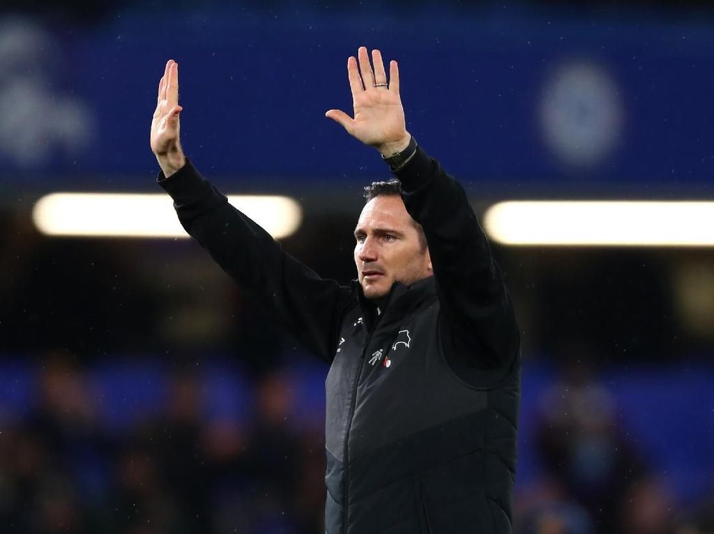 Lampard Akan Gantikan Sarri di Chelsea? Lampard Akan Gantikan Sarri di Chelsea?