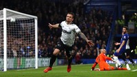 Tapi keunggulan Chelsea hanya berumur empat menit, karena Derby menyamakan melalui Jack Marriott di menit ke-9. (Foto: Clive Rose/Getty Images)