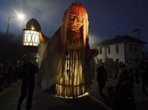 Ketika Makhluk Seram Bergentayangan di Seluruh Dunia