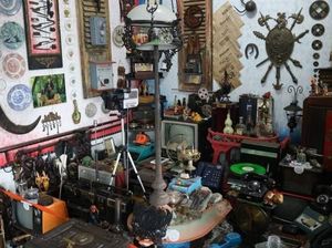 Ini Surganya Pecinta Barang Antik di Bandung Ini Surganya Pecinta Barang Antik di Bandung