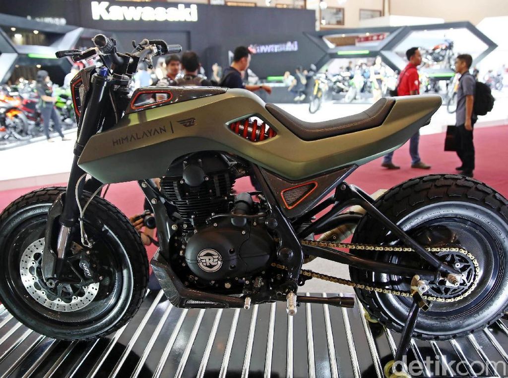 Ketika Motor Petualang Royal Enfield Dirombak Ketika Motor Petualang Royal Enfield Dirombak