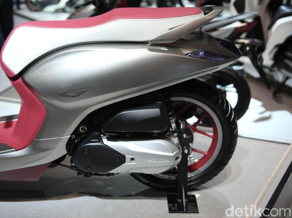 Kelar Mudik, Jangan Lupa Bersihkan CVT Motor Matik Kelar Mudik, Jangan Lupa Bersihkan CVT Motor Matik