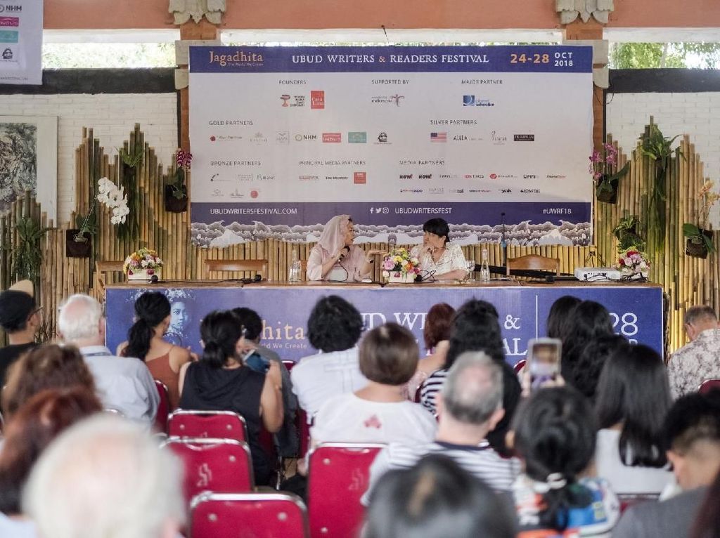 UWRF 2018 Sukses Datangkan 25 Ribu Pengunjung UWRF 2018 Sukses Datangkan 25 Ribu Pengunjung