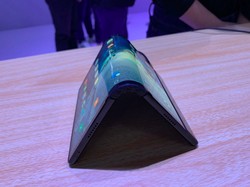 Rilis Ponsel Layar Lipat Pertama, Vendor China Ini Bikin Kaget