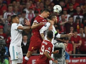 Pengakuan Lovren: Pernah Sikut Ramos Gara-gara Bikin Salah Cedera