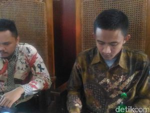 Berduka Tragedi Lion Air JT 610, Hakim PN Bondowoso Pakai Pita Hitam