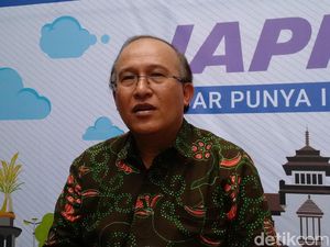 26 Daerah di Jabar Belum Serahkan Usulan UMK 2019 26 Daerah di Jabar Belum Serahkan Usulan UMK 2019