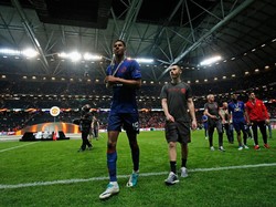 Rashford membawa MU juara Liga Europa di musim 2016/2017. Lebih istimewanya lagi, dia menjadi penampil terbanyak musim itu dengan catatan 53 laga. (Foto: Dean Mouhtaropoulos/Getty Images)