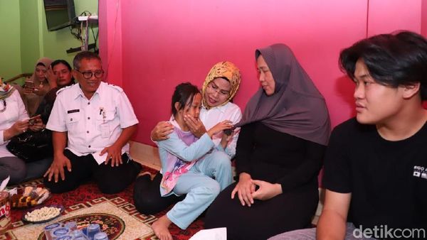 Bupati Serang Kunjungi Korban Musibah Lion Air