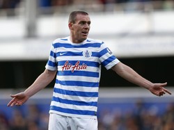 Richard Dunne mengoleksi delapan kartu merah sepanjang kariernya di Premier League. Dia juga menjadi pemain dengan koleksi gol bunuh diri terbanyak, 10 buah. (Julian Finney/Getty Images)