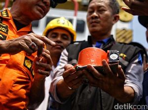 Fakta Black Box Lion Air: CVR Belum Ketemu, FDR Terpotong Jadi Dua Fakta Black Box Lion Air: CVR Belum Ketemu, FDR Terpotong Jadi Dua