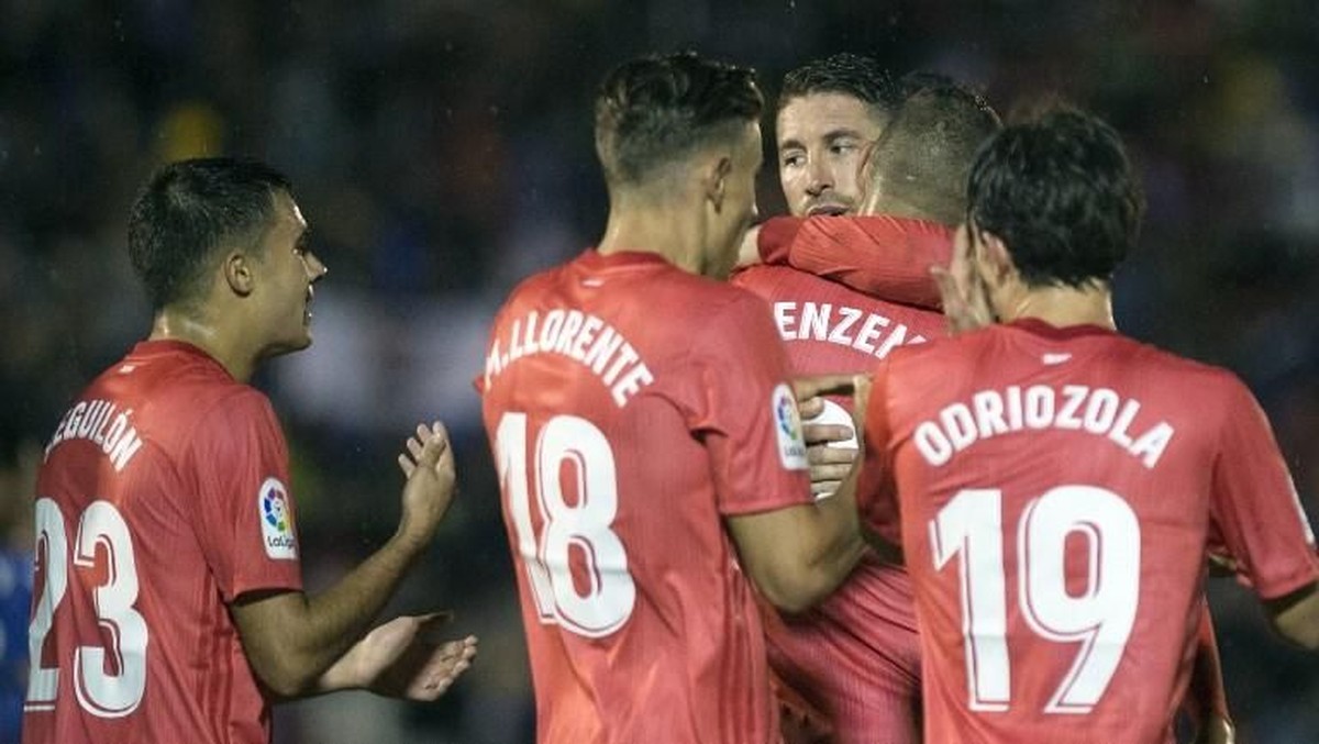 Real Madrid menang telak 4-0 atas Melilla di Copa del Rey (Foto: JORGE GUERRERO / AFP)