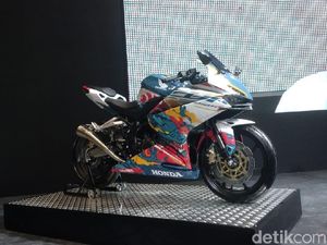 IMOS 2018: Jawara Kontes Modifikasi Digital Honda CBR250RR IMOS 2018: Jawara Kontes Modifikasi Digital Honda CBR250RR