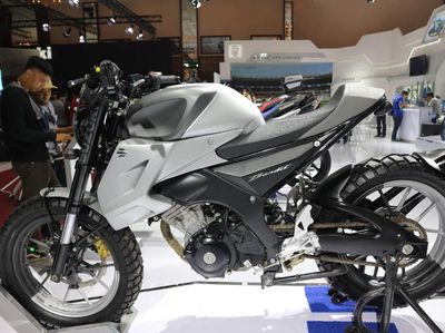 Suzuki Bandit Bergaya Neo Scrambler, Keren Nggak?