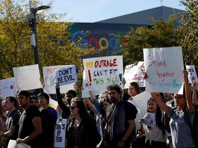 Penampakan Ribuan Karyawan Google Demo Besar-besaran