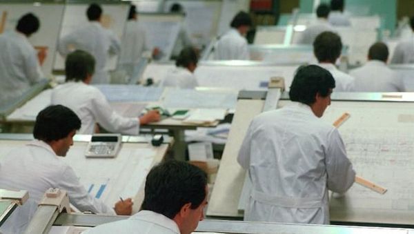 Suasana Kerja Zaman Old Saat  Program AutoCAD Belum Hadir