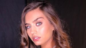Adu Cantik WAGs Arsenal vs Liverpool