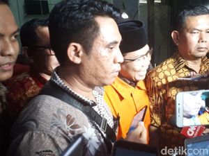 Taufik Kurniawan Saat Ditahan KPK: Saya Hormati Proses Hukum Taufik Kurniawan Saat Ditahan KPK: Saya Hormati Proses Hukum