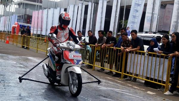 Teknologi Keamanan Berkendara