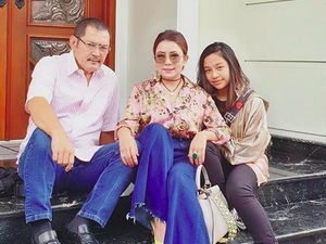 Happy Family! Mayangsari Nyanyi Bareng Bambang Trihatmodjo dan Anak