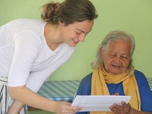 Supaya Tetap Sehat, Lansia Disarankan Hindari Rasa Kesepian