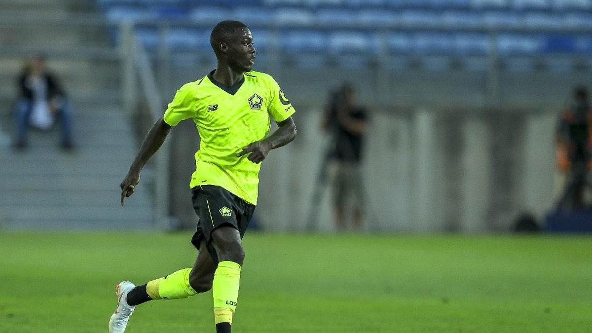 Nicolas Pepe menjadi masuk dalam radar Manchester United (Carlos Rodrigues/Getty Images)