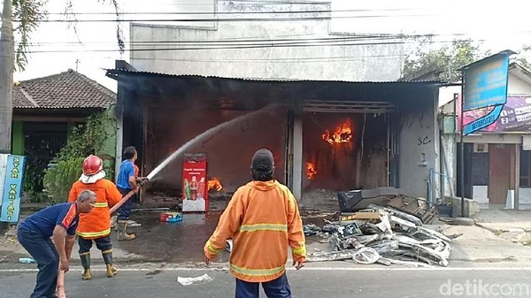  Toko  Aksesoris Mobil Di Kediri  Aksesoris Kita