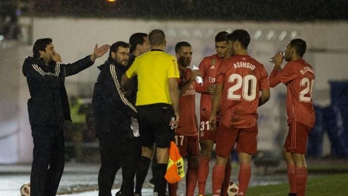 Santiago Solari punya tiga laga sebagai ujian menuju posisi pelatih Real Madrid (JORGE GUERRERO / AFP) Santiago Solari punya tiga laga sebagai ujian menuju posisi pelatih Real Madrid (JORGE GUERRERO / AFP)