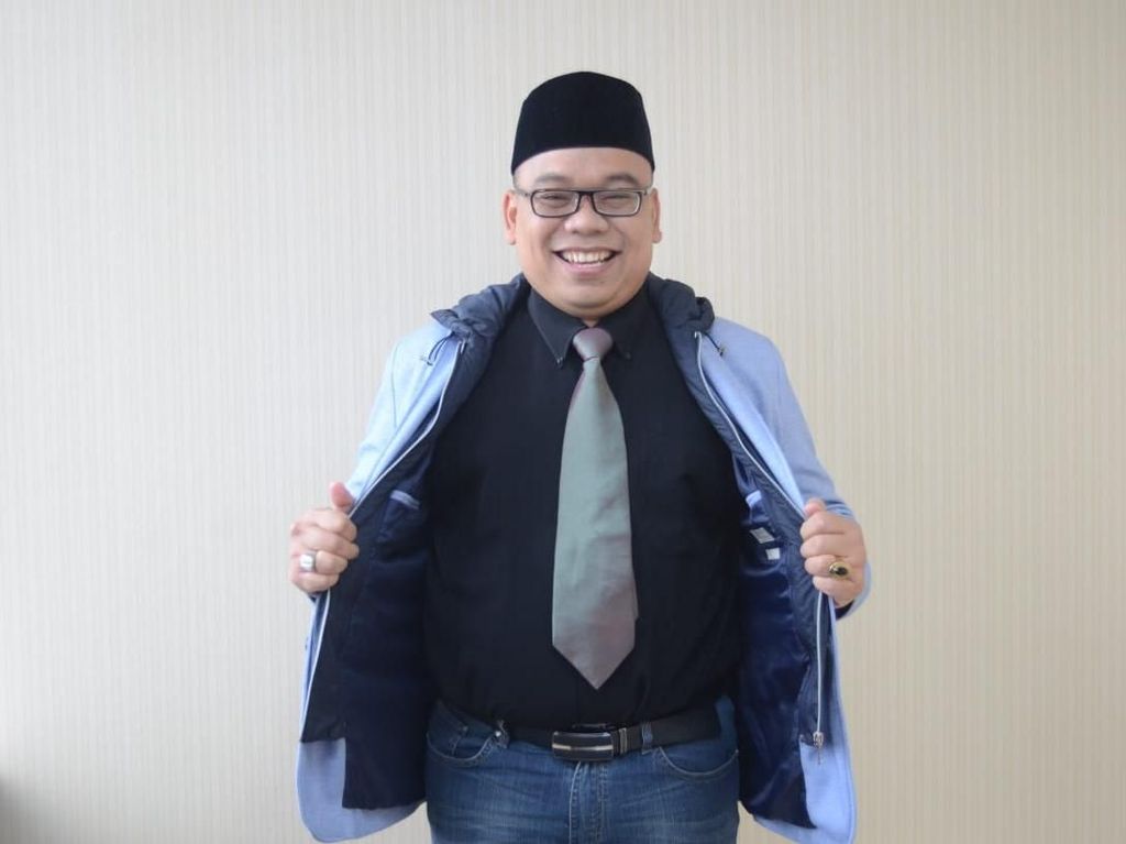Mustofa Nahra Jadi Tersangka Hoax Kerusuhan 22 Mei Mustofa Nahra Jadi Tersangka Hoax Kerusuhan 22 Mei