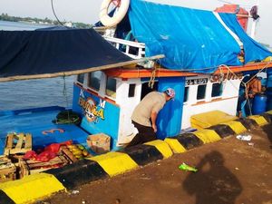 Kecelakaan Kapal di Perairan Kalbar, 1 Orang Hilang