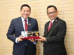Kapolri Yakinkan Indonesia Aman ke Pejabat Singapura