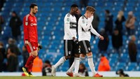 Fulham pun dibuat tertunduk Lesu. Hasil ini menandai kekalahan kelima Fulham beruntun di seluruh kompetisi, torehan negatif pertama sejak Desember 2013. Foto: Reuters
