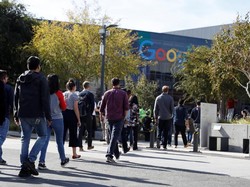 Pilih WFH Permanen, Karyawan Google Bakal Kena Potong Gaji